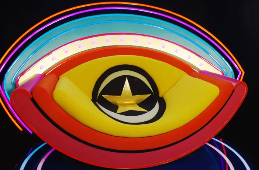  FIRST LOOK! The Celebrity Big Brother Diary Room Chair